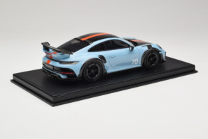 Porsche 911 992 TechArt GTstreet R Gulf Blue TechArt 1:18 REMC010 Živica – obrázok 3 z 6