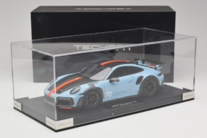 Porsche 911 992 TechArt GTstreet R Gulf Blue TechArt 1:18 REMC010 Živica – obrázok 6 z 6