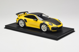 Porsche 911 992 TechArt GTstreet R Žltý S Bielymi Kolesami TechArt 1:18 REMC015 Živica – obrázok 3 z 6