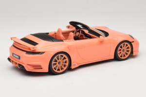 Porsche 911 992 Turbo S Cabriolet Brabus 900 Peetch GT Spirit 1:18 GT564 Živica – obrázok 2 z 6