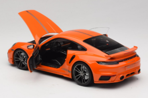 Porsche 911 992 Turbo S Coupe Sport Design Oranžový Minichamps 1:18 113069074 Kov – obrázok 5 z 8