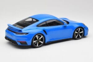 Porsche 911 992 Turbo S Gentian Modrý Minichamps 1:18 155069074 Kov – obrázok 2 z 6
