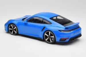 Porsche 911 992 Turbo S Gentian Modrý Minichamps 1:18 155069074 Kov – obrázok 5 z 6