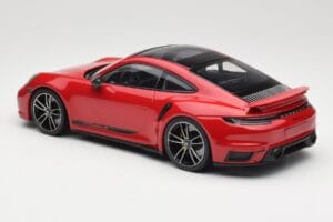 Porsche 911 992 Turbo S Červený Minichamps 1:18 155069070 Kov – obrázok 5 z 6