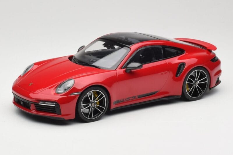 Porsche 911 992 Turbo S Červený Minichamps 1:18 155069070 Kov
