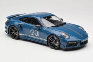 Porsche 911 992 Turbo S Sport Design Package Gentian Blue Metallic Minichamps 1:18 155069170 Kov – obrázok 4 z 6