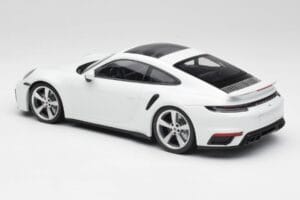 Porsche 911 992 Turbo S Biely Concept Minichamps 1:18 WAP0211620CNP Kov – obrázok 5 z 6