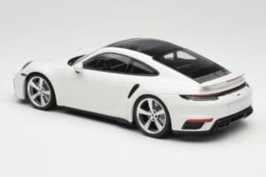 Porsche 911 Turbo S 992 Biely Minichamps 1:18 WAP0211620RTRB Kov – obrázok 5 z 6