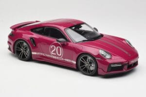 Porsche 911 992 Turbo S so Sport Design Package Červený Minichamps 1:18 155069172 Kov – obrázok 4 z 6