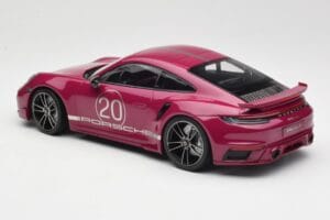 Porsche 911 992 Turbo S so Sport Design Package Červený Minichamps 1:18 155069172 Kov – obrázok 5 z 6