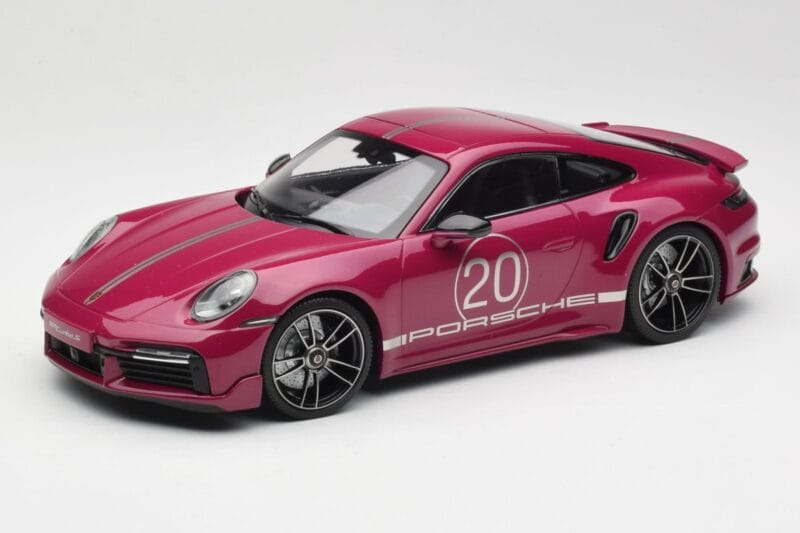 Porsche 911 992 Turbo S so Sport Design Package Červený Minichamps 1:18 155069172 Kov