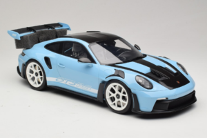 Porsche 911 992.1 GT3 RS Gulf Blue GT Spirit 1:12 GT497 Živica – obrázok 4 z 6