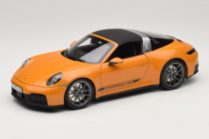 Porsche 911 992.2 Targa 4 GTS Bahama Yellow Norev 1:18 187190 Kov – obrázok 3 z 10