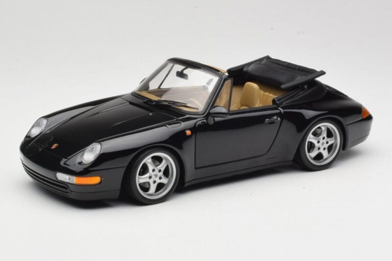 Porsche 911 993 Kabriolet Čierny UT Models 1:18 27806-U1 Kov