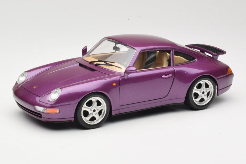 Porsche 911 993 Carrera Fialový Bburago 1:18 3060-M2 Kov