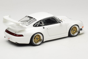 Porsche 911 993 GT2 Evo Biely GT Spirit 1:18 GT532 Živica – obrázok 2 z 6