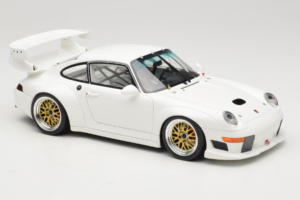 Porsche 911 993 GT2 Evo Biely GT Spirit 1:18 GT532 Živica – obrázok 4 z 6