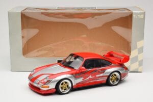 Porsche 911 993 GT2 Street Racing Decoration UT Models 1:18 39631 Kov – obrázok 8 z 8
