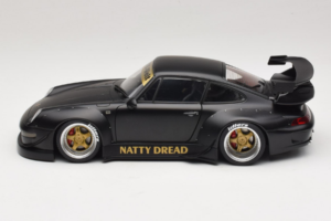 Porsche 911 993 RWB Matt Black With Gold Wheels AUTOart 1:18 78154 Kompozit – obrázok 4 z 8