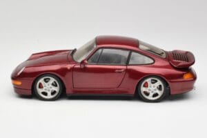 Porsche 911 993 Turbo Arena Červený Metalíza UT Models 1:18 27811 Kov – obrázok 4 z 8