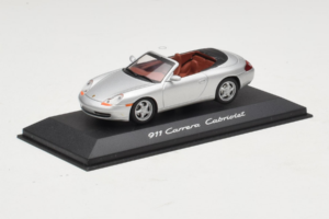 Porsche 911 996 Kabriolet Strieborný Minichamps 1:43 WAP02004097 Kov – obrázok 2 z 4