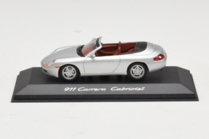 Porsche 911 996 Kabriolet Strieborný Minichamps 1:43 WAP02004097 Kov