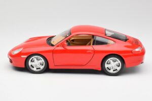 Porsche 911 996 Carrera 4 Červený Bburago 1:18 30085 Kov – obrázok 4 z 8