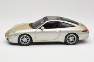 Porsche 911 996 Carrera 4S Strieborný Maisto 1:18 WAP02102212 Kov – obrázok 4 z 8