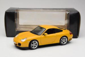Porsche 911 996 Carrera 4S Žltý Maisto 1:18 WAP02101610 Kov – obrázok 8 z 8
