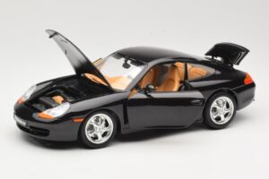 Porsche 911 996 Carrera Čierny Bburago 1:18 3385-M2 Kov – obrázok 2 z 8