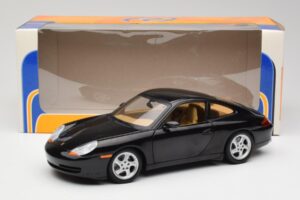 Porsche 911 996 Carrera Čierny Gate 1:18 1043 Kov – obrázok 8 z 8