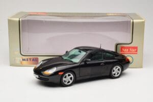 Porsche 911 996 Carrera Čierny Sun Star 1:18 1202 Kov – obrázok 8 z 8