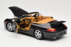 Porsche 911 996 Carrera Kabriolet Čierny UT Models 1:18 WAP02100997 Kov – obrázok 5 z 8