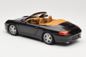 Porsche 911 996 Carrera Kabriolet Čierny UT Models 1:18 WAP02100997 Kov – obrázok 7 z 8
