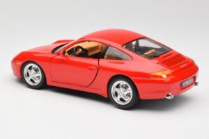 Porsche 911 996 Carrera Červený Bburago 1:18 3385 Kov – obrázok 7 z 8
