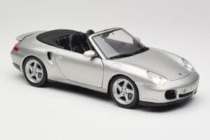 Porsche 911 996 Turbo Kabriolet Strieborný Maisto 1:18 31660 Kov – obrázok 6 z 8