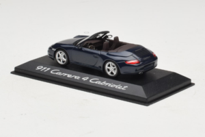 Porsche 911 997 Carrera 4 Kabriolet Tmavo Modrý Minichamps 1:43 WAP02015216-R1 Kov – obrázok 3 z 4