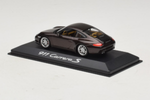 Porsche 911 997 Carrera S Brown Metallic Minichamps 1:43 WAP02001318 Kov – obrázok 3 z 4