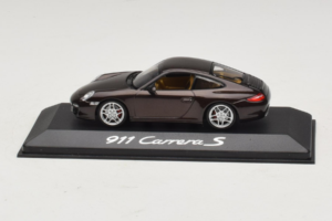 Porsche 911 997 Carrera S Brown Metallic Minichamps 1:43 WAP02001318 Kov