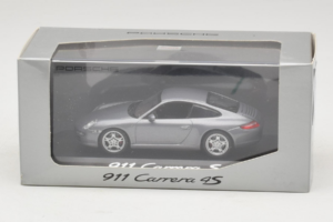 Porsche 911 997 Carrera S Šedý Metallic Minichamps 1:43 WAP02010116-R1 Kov – obrázok 4 z 4