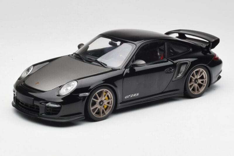 Porsche 911 997 GT2 RS Čierny & Strieborný Kolesá Minichamps 1:18 100069401 Kov