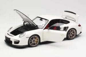 Porsche 911 997 GT2 RS Biely Minichamps 1:18 100069400 Kov – obrázok 2 z 8