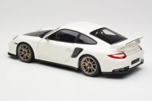 Porsche 911 997 GT2 RS Biely Minichamps 1:18 100069400 Kov – obrázok 7 z 8