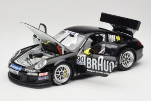 Porsche 911 997 GT3 Cup #90 Porsche Supercup 2010 Minichamps 1:18 100106990 Kov – obrázok 2 z 8