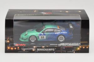 Porsche 911 997 GT3 R #44 Team Falken S. Henzler / P. Dumbreck / M. Ragginger / S. Asch 24 Hours Nurburgring 2011 Minichamps  – obrázok 4 z 4