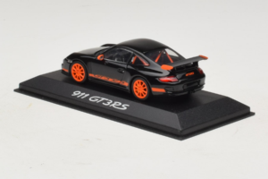 Porsche 911 997 GT3 RS Čierny Oranžový Minichamps 1:43 WAP02012817 Kov – obrázok 3 z 4