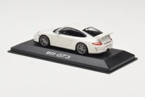 Porsche 911 997 GT3 Biely Minichamps 1:43 WAP0202080C Kov – obrázok 3 z 4