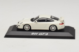 Porsche 911 997 GT3 Biely Minichamps 1:43 WAP02012016 Kov