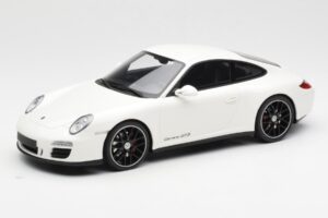 Porsche 911 997 GTS Biely GT Spirit 1:18 GT287 Živica