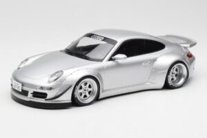 Porsche 911 997 RWB Abu Dhabi IXO 1:18 18CMC166 Kov